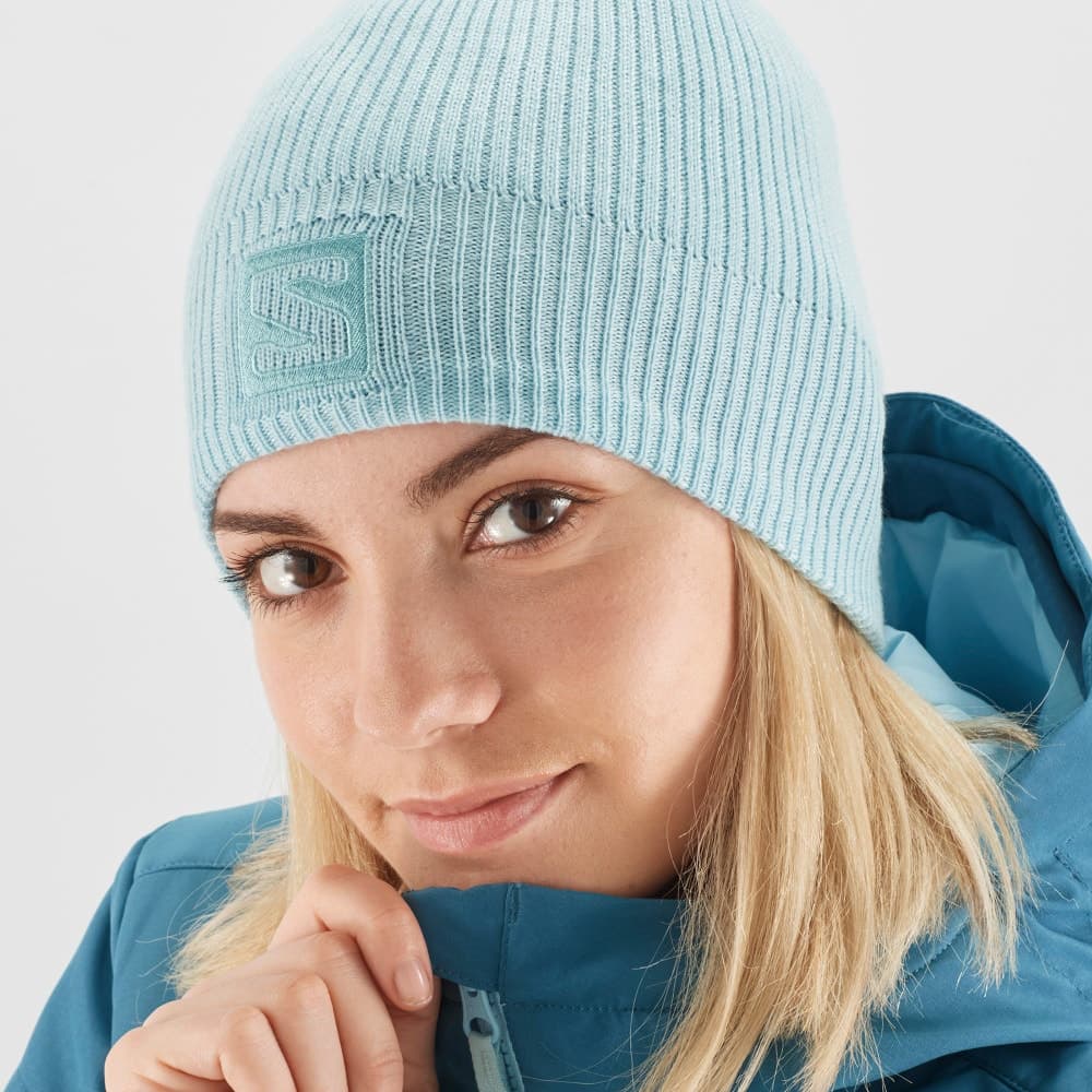 Зимна шапка Salomon LOGO BEANIE Crystal Blue/DELPHINIUM BLUE OSFA — снимка 2
