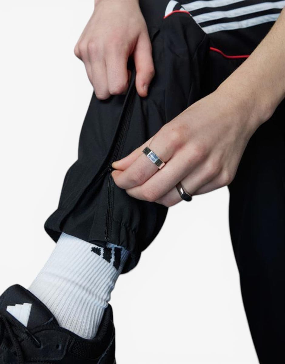 ADIDAS Juventus Ultimate Breathable Performance Track Pants Black — снимка 4