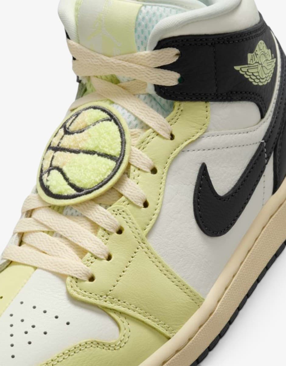 NIKE Air Jordan 1 Mid SE White/Yellow — view 6