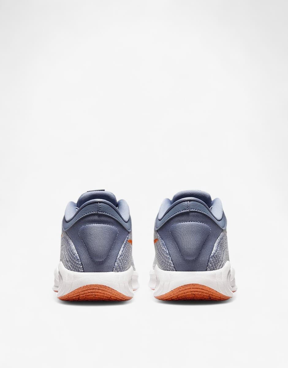 NIKE G.T. Hustle Academy Shoes Grey — снимка 4