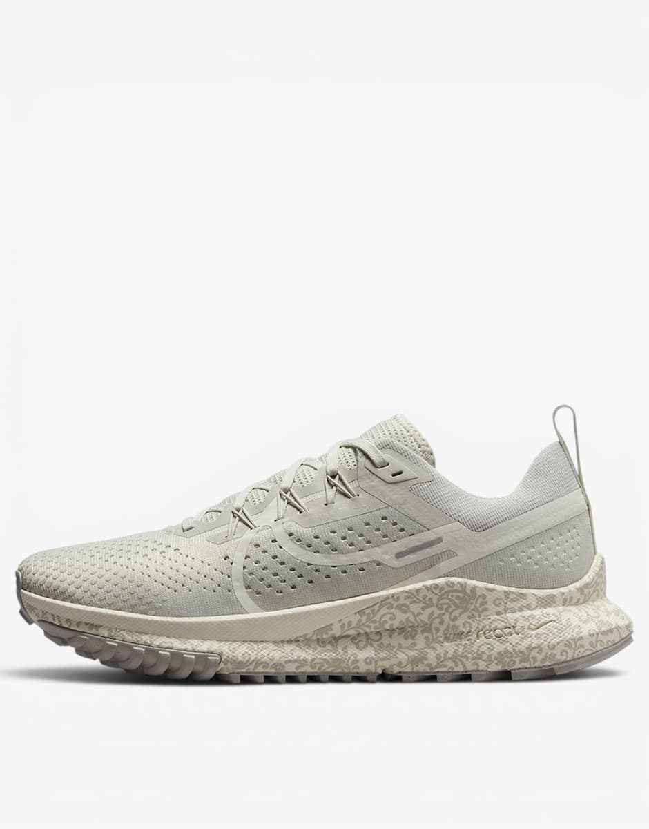 NIKE React Pegasus Trail 4 Give Her Flowers White/Gray