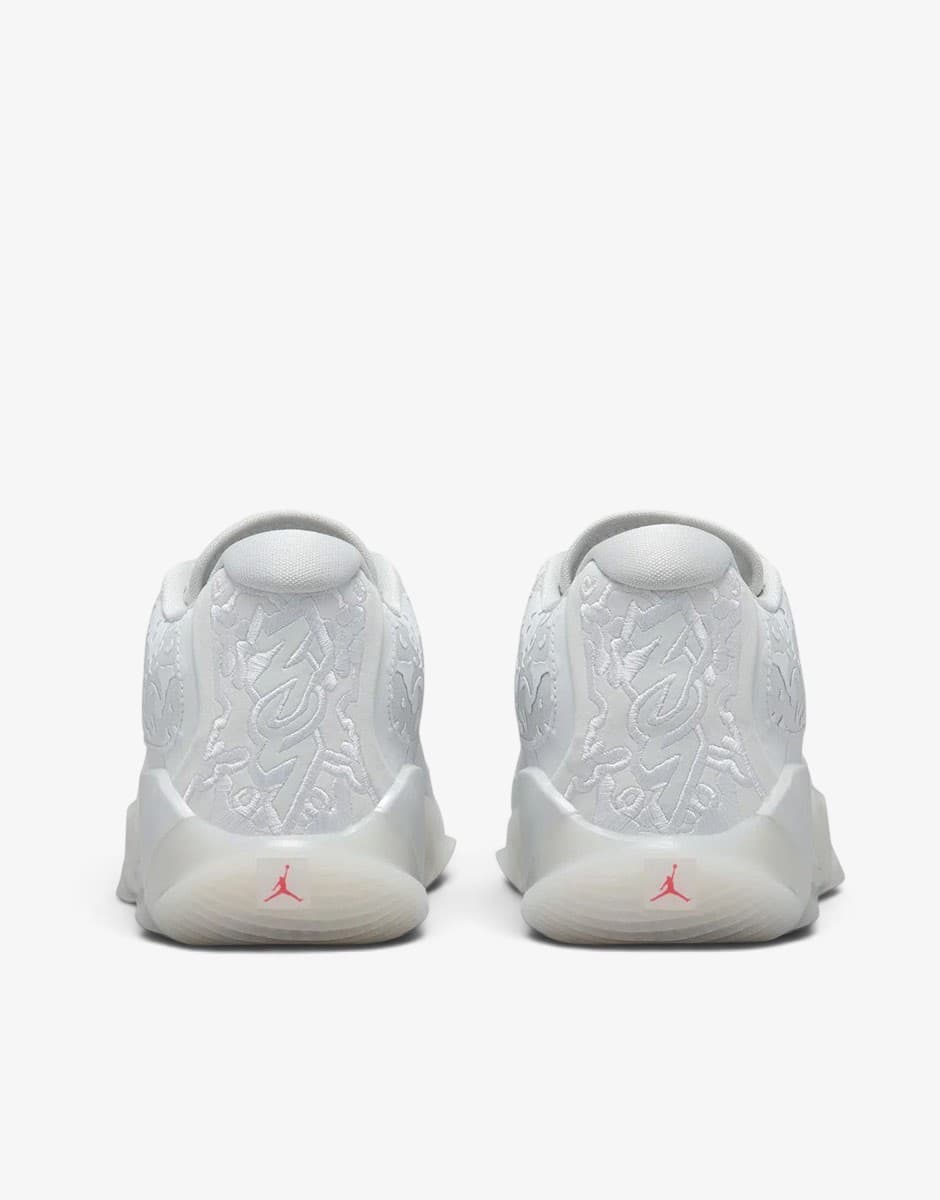 NIKE x Jordan Zion 3 Basketball Shoes White — view 4