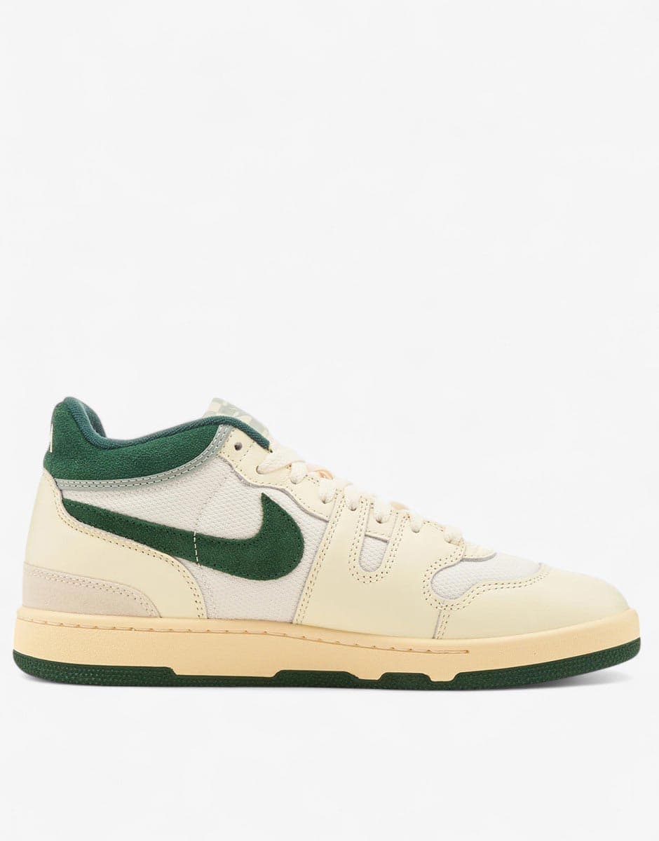 NIKE Attack Qs Sp Shoes Sail White — снимка 2