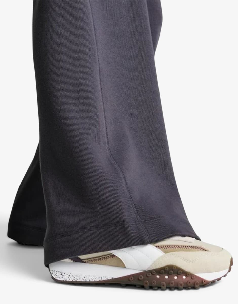 PUMA Classics Relaxed Sweatpants Gray — снимка 4